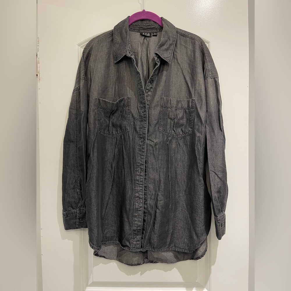 a.n.a A New Approach | Gray Button-Down Shirt | Size Large